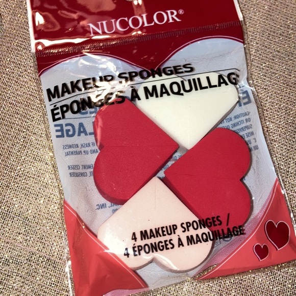 Cosmetics bundle - Picture 6 of 7